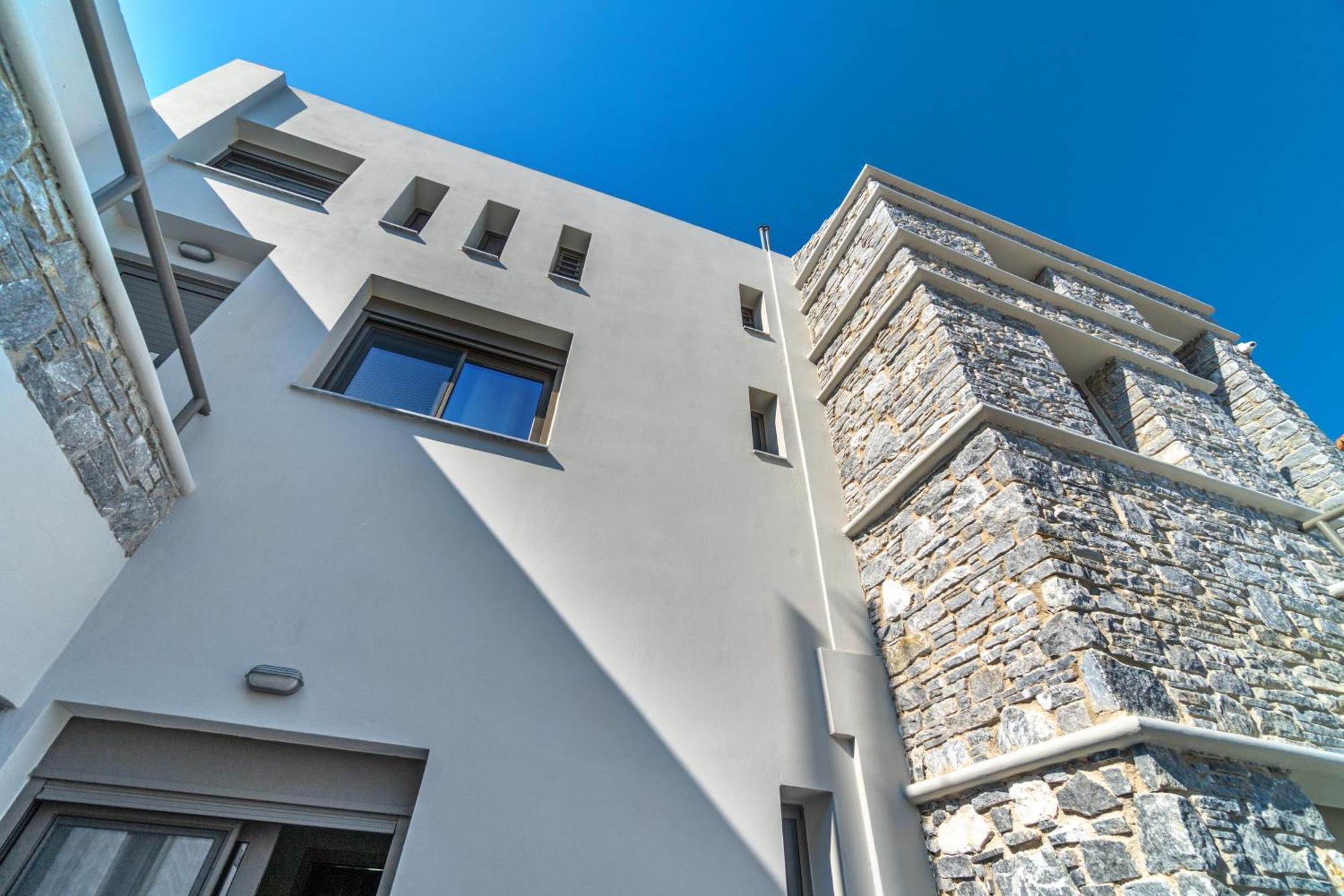 La Perla Suites Agii Apostoli Exterior foto