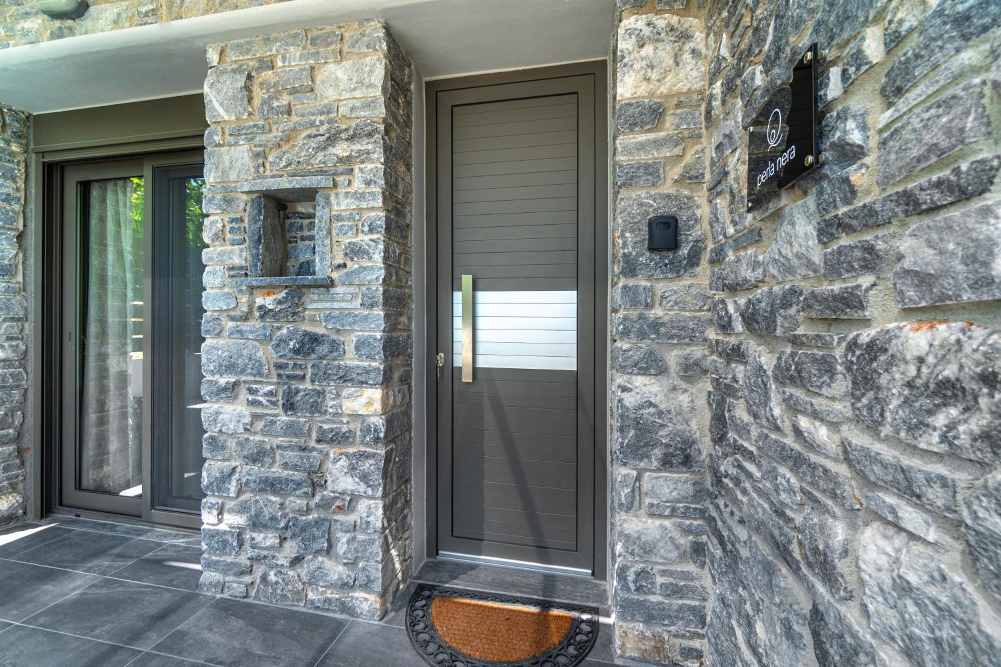 La Perla Suites Agii Apostoli Exterior foto